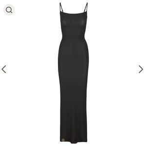 Skims lounge long slip dress (tagon*)
